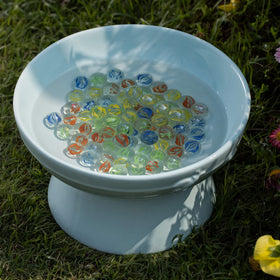 Navaris bee watering station with glass marbles supports insect hydration