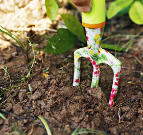NAYE kneeling pad cushions joints during long gardening sessions.