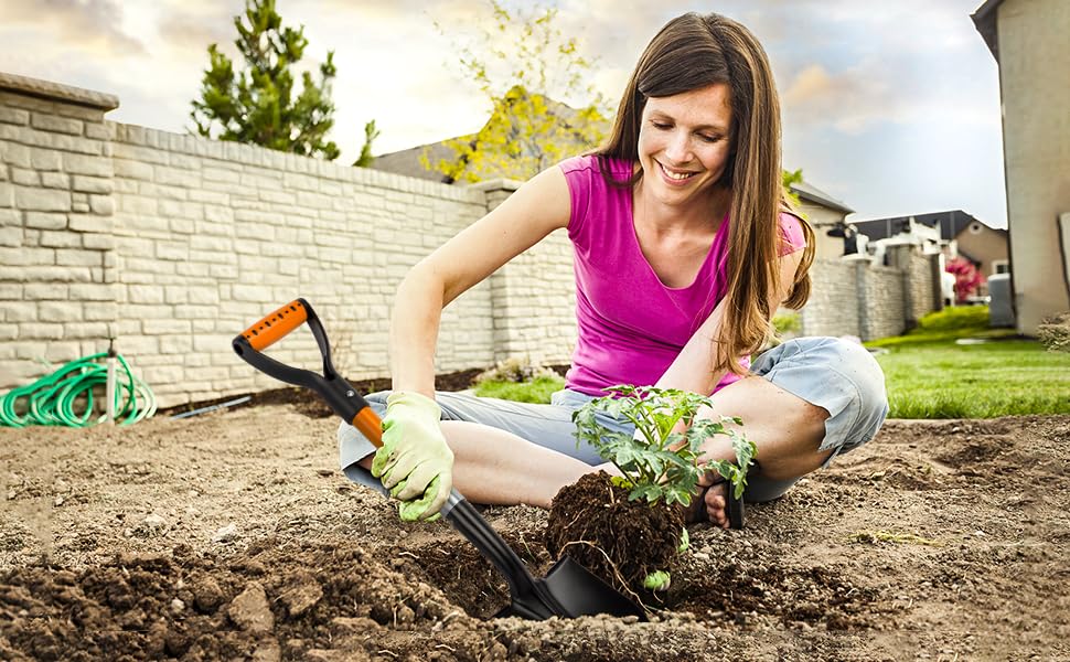 N/C shovel stored in car trunk for convenient on-the-go gardening