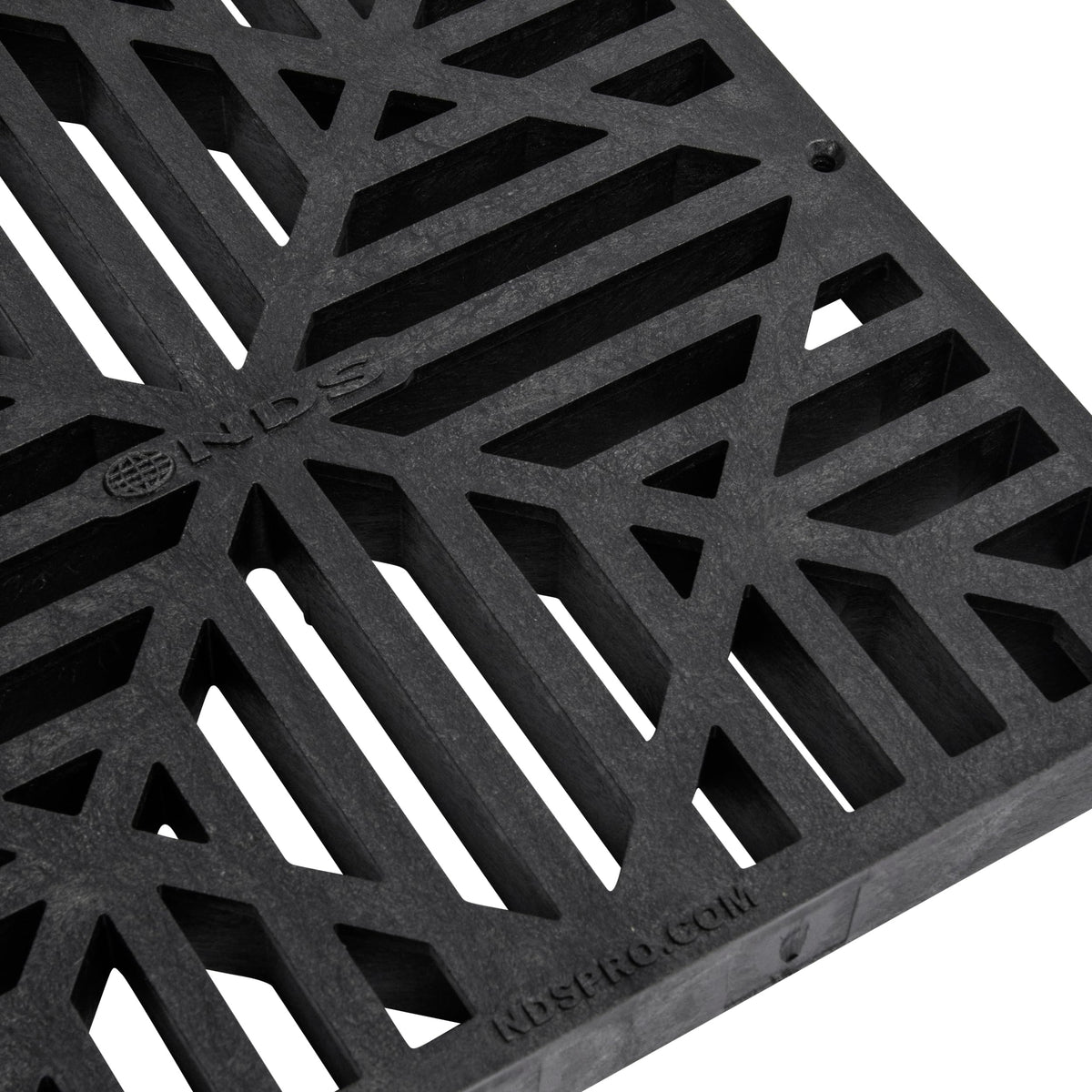 NDS 980G top view of black drain grate blocking debris while maintaining flow