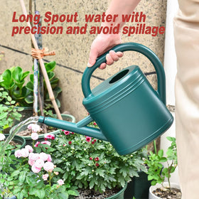NERUB can pours evenly for patio pots and small gardens