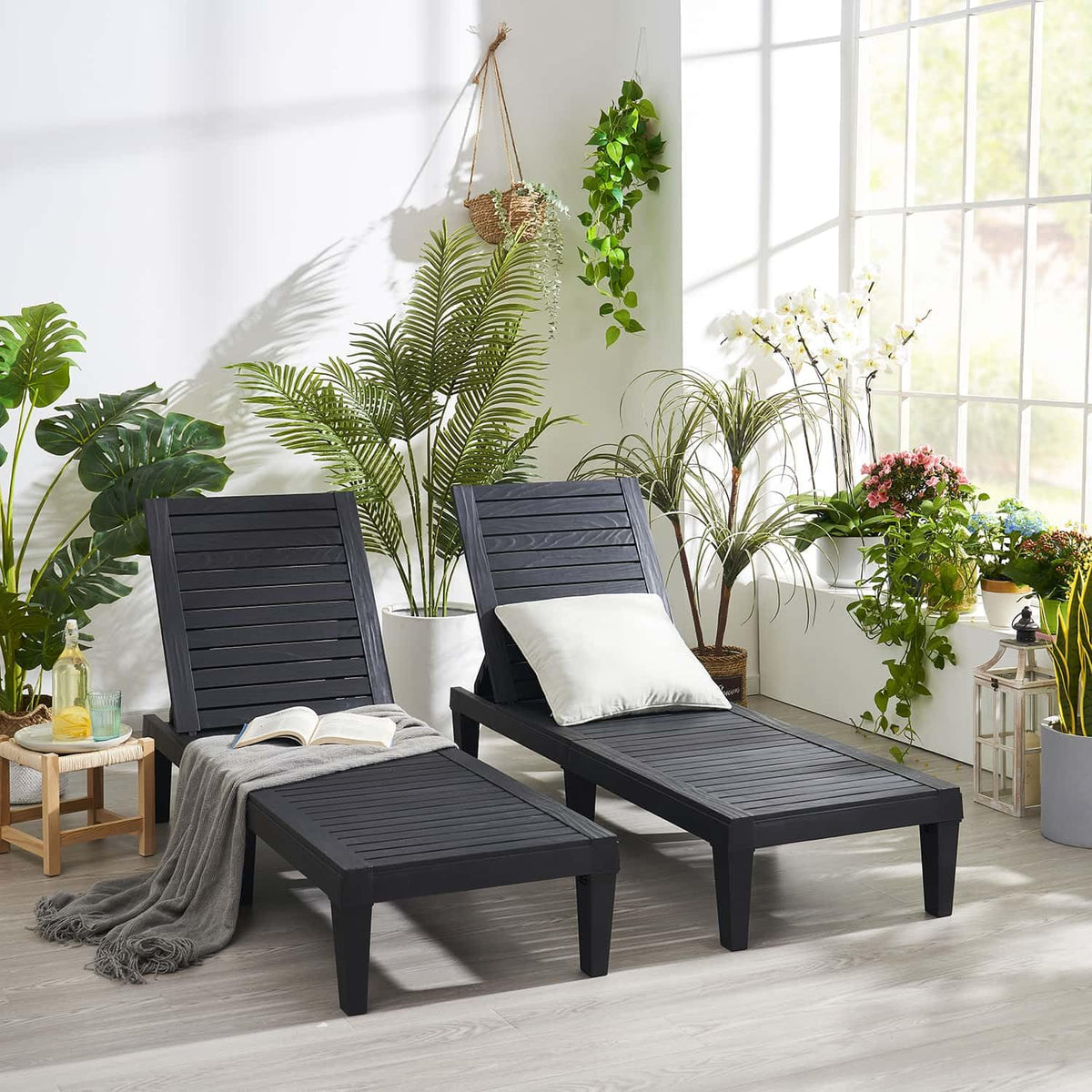 Nestl outdoor lounge chair resists rust and fading.