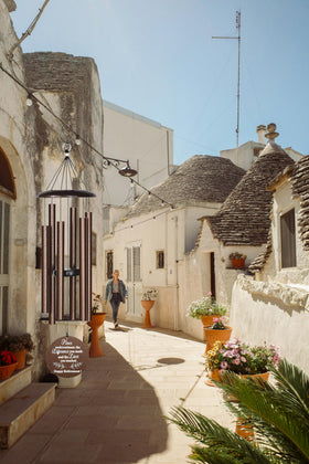 NETAEX retirement wind chimes promote calm outdoor ambience.