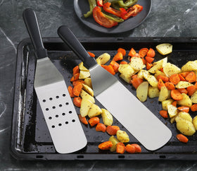 New Star 36190 solid and perforated blade options support versatile tasks