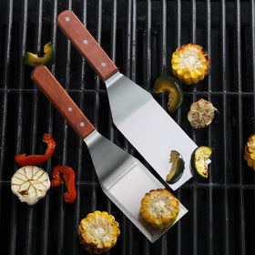 Ergonomic wooden handle stays comfortable during busy service