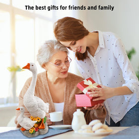 Newinhome Indoor Display Goose pairs well beside fireplaces or bookshelves