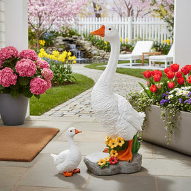 Newinhome Goose Yard Decor large goose and baby companion elevate outdoor spaces