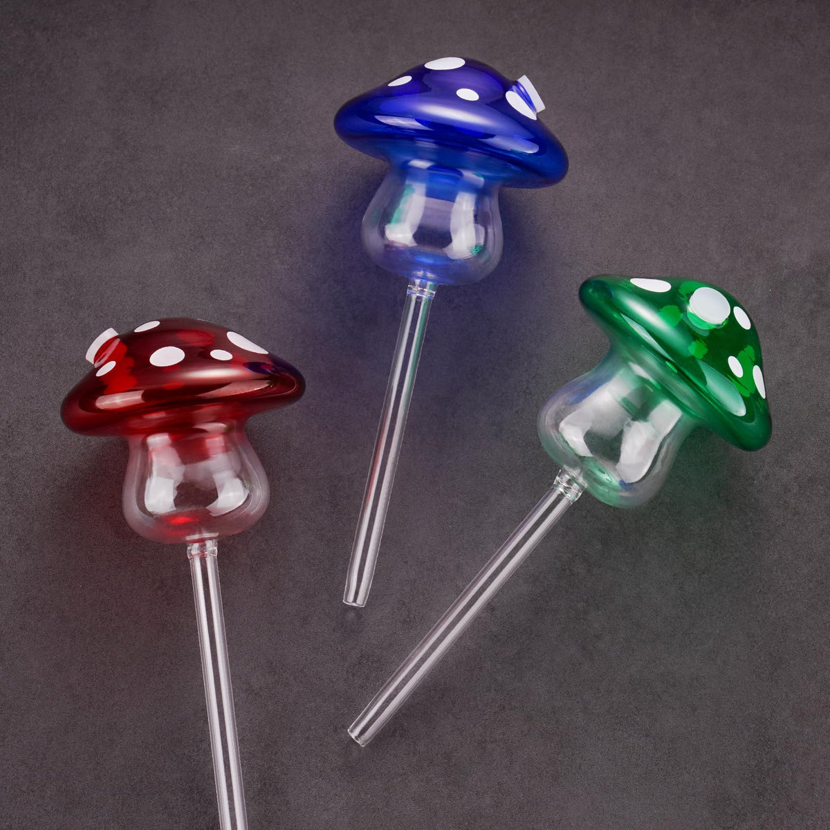 NiHome mushroom glass bulb in soil demonstrates automatic watering.