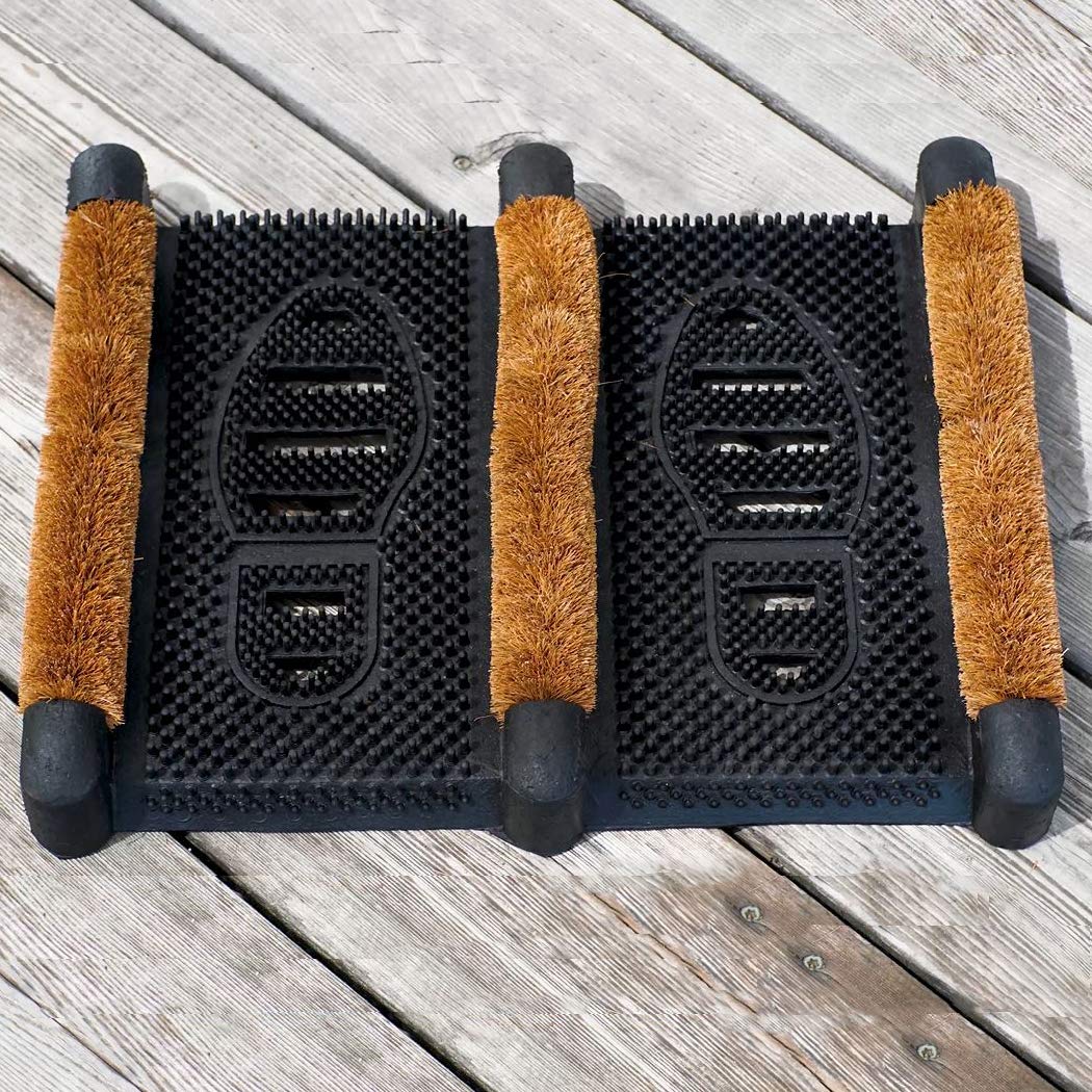 NINAMAR rubber mat removes dirt before it enters indoor spaces.