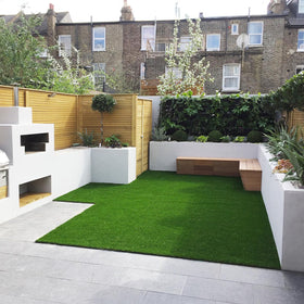 NINXANG pet-friendly turf; interior-exterior use with drainage.