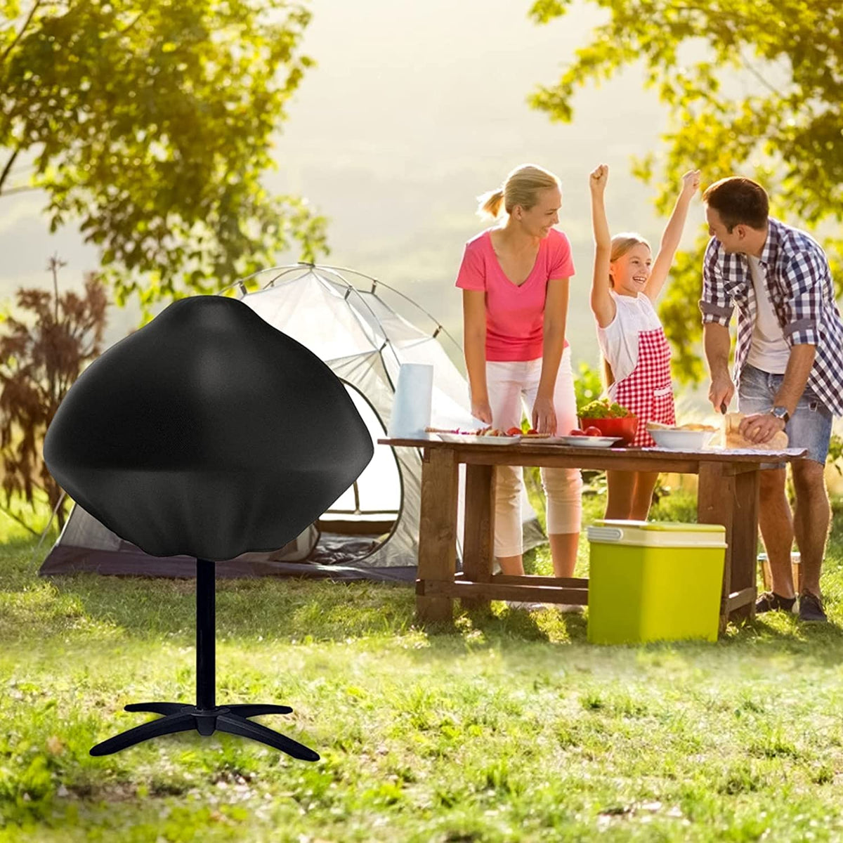 Nomiou easy-storage cover keeps it dry during off-season storage.