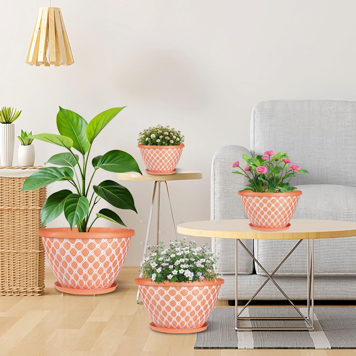 Nooulap 16-inch planter suits large plants like palms and rubber trees.