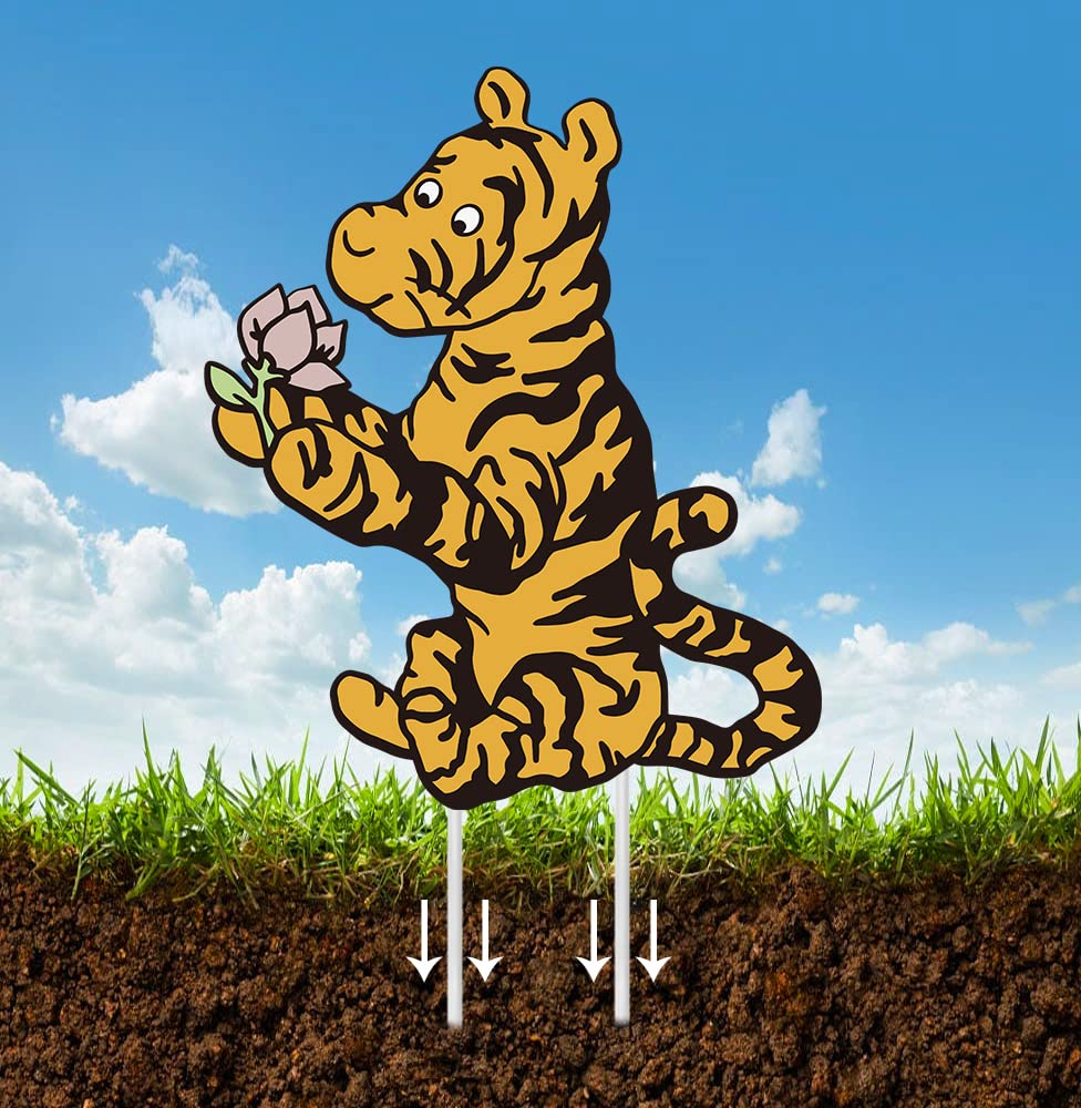 Novovida Winnie Pooh patio lawn sign enhances outdoor party ambiance