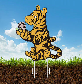 Novovida Winnie Pooh patio lawn sign enhances outdoor party ambiance