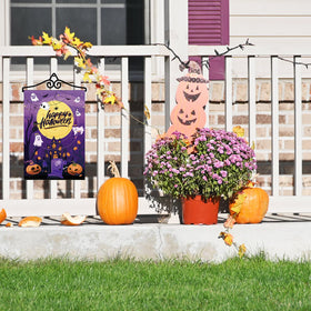 NQ flag holder adds a polished accent to entryways and garden spaces