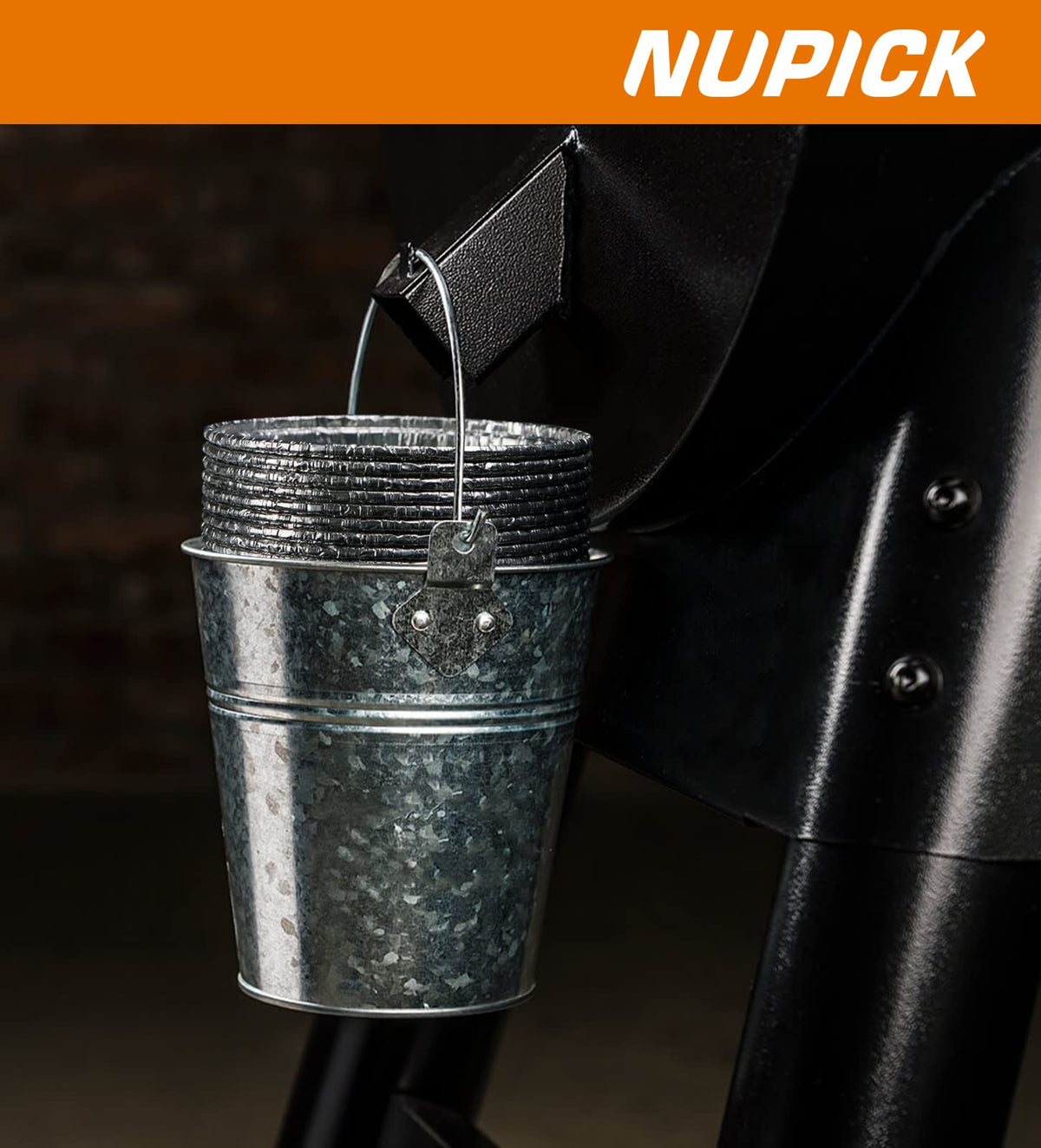 Close-up of NUPICK aluminum liner inside bucket, easy setup