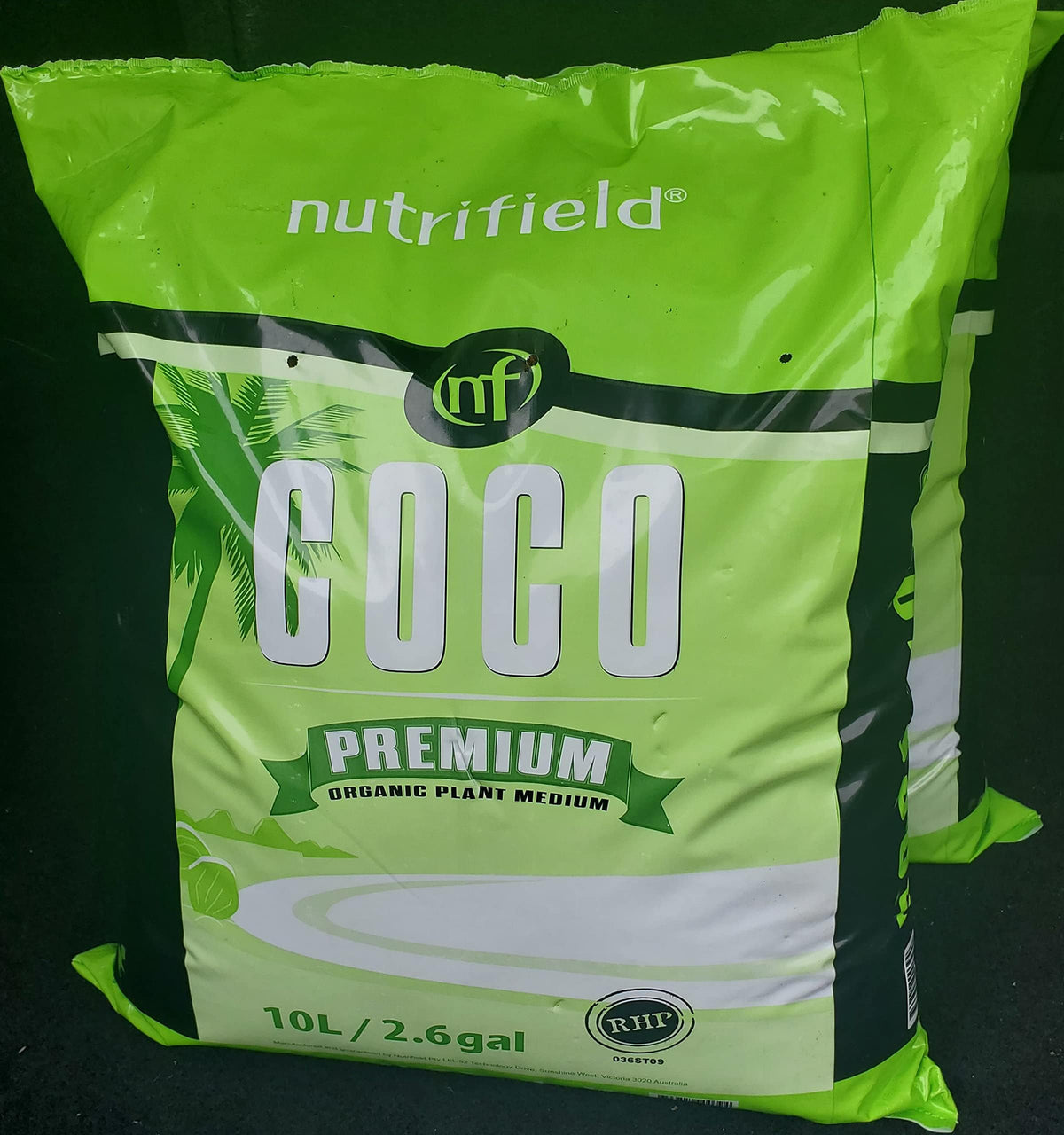 NUTRIFIELD Coco Coir with high water retention for less frequent watering