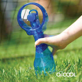 O2COOL Deluxe grey design complements outdoor gear and style.