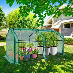 Ohuhu spacious 71x36x36 design suitable for patios and balconies.