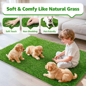 Oiyeefo turf close-up shows soft, pet-friendly texture.