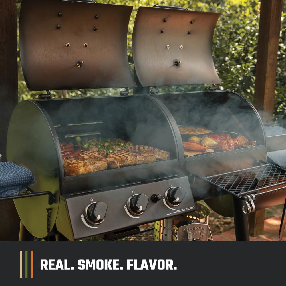 Oklahoma Joe's Canyon Combo removable ash pan simplifies cleanup.