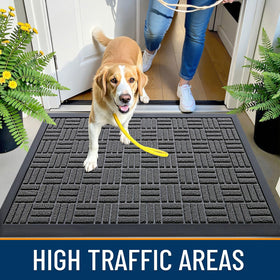 OLANLY durable surface captures debris in wet or dry conditions.