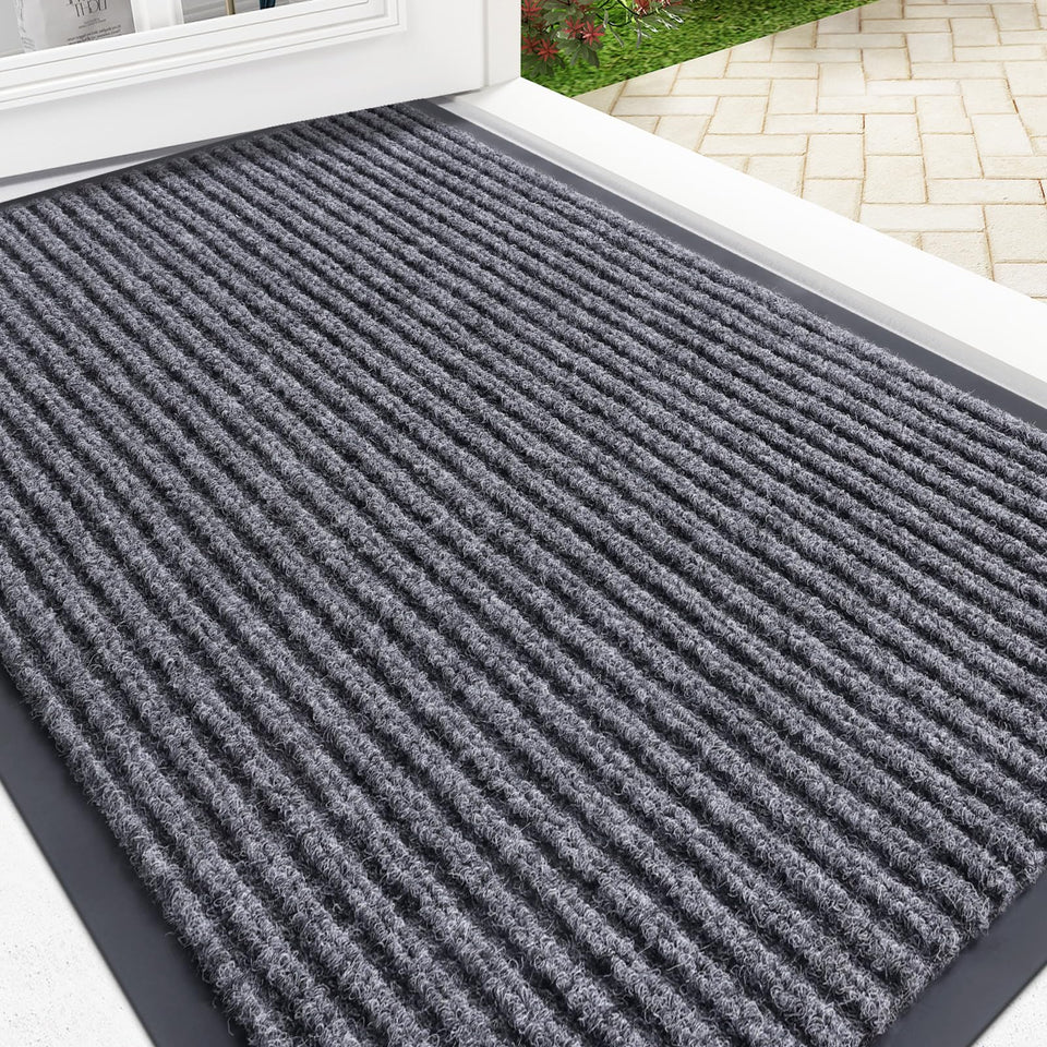OLANLY front door mat with stripe pattern traps dirt and moisture at the entry.