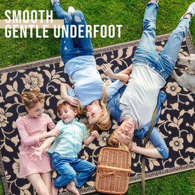 OLANLY lightweight portable rug with carrying case is easy to take on trips.