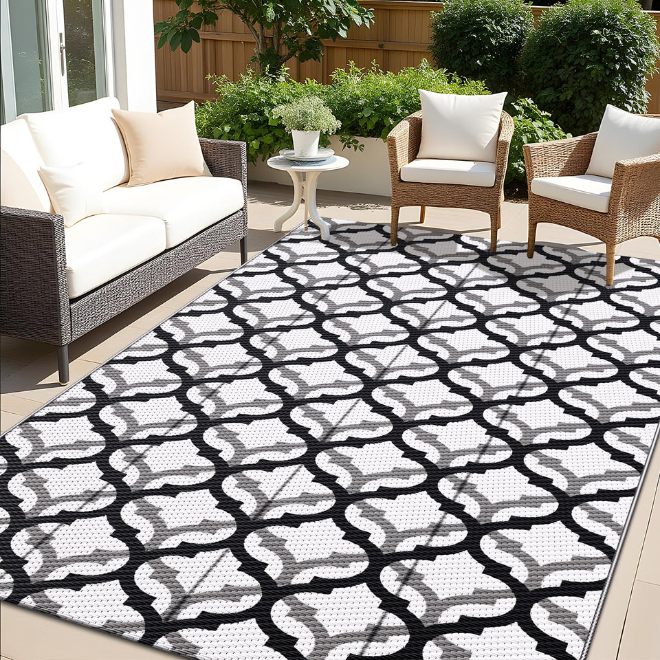 OLANLY reversible outdoor rug 5x8 with interlacing pattern for patios.