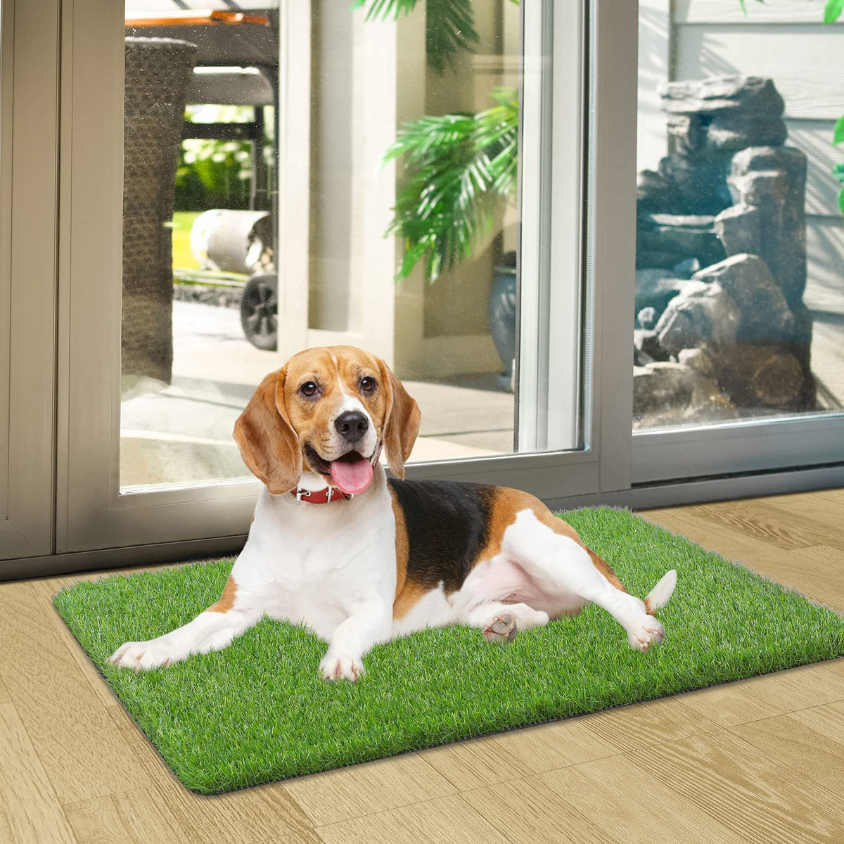 OLanto mat dries quickly in sun, restoring its fresh green appearance