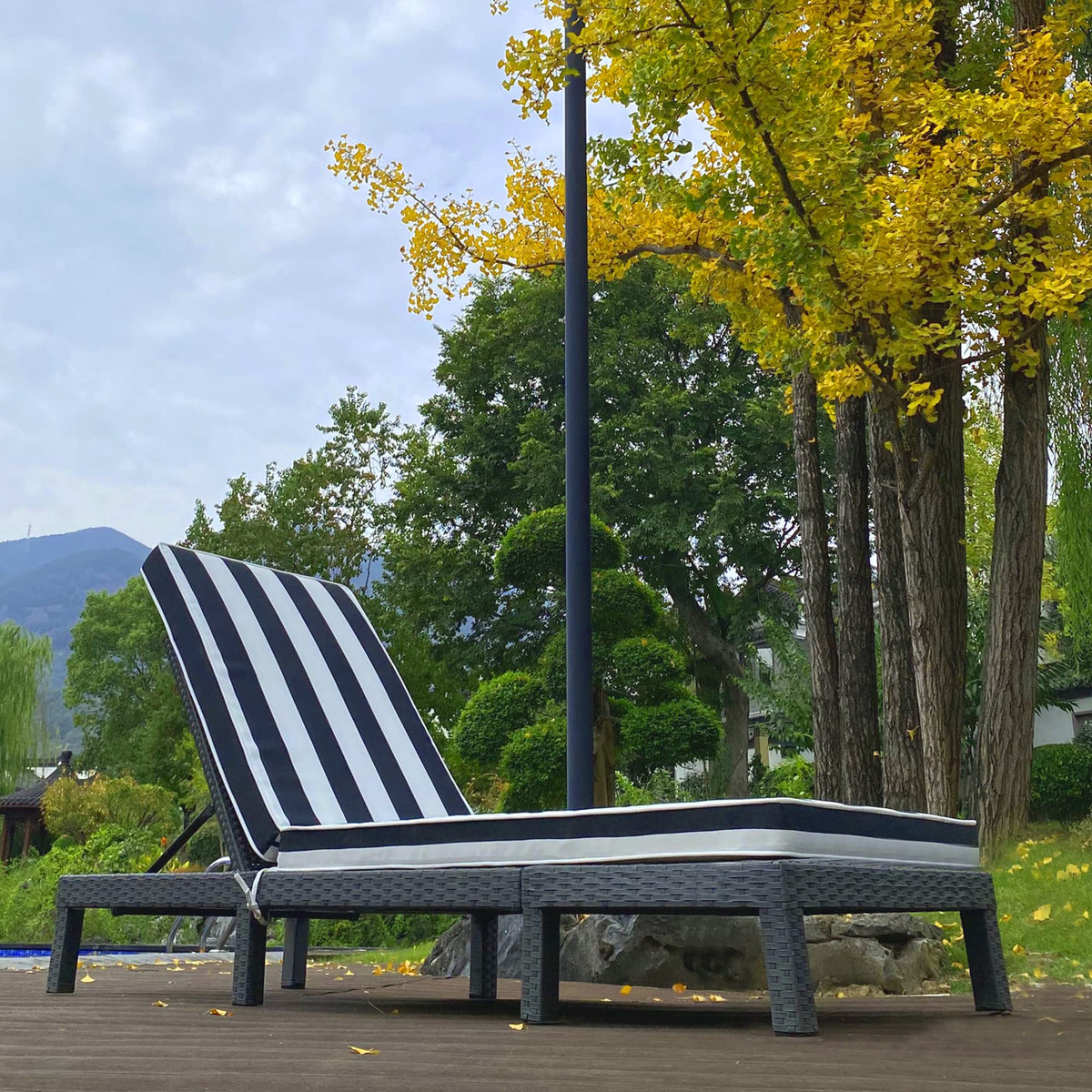 Only Choice strap fastening detail shows easy secure attachment to chairs.