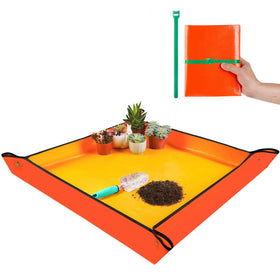 Onlysuki repotting mat during assembly prevents spills and keeps work area clean
