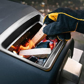 Ooni Grill Gloves internal aluminium insulation keeps hands cooler while handling hot items.