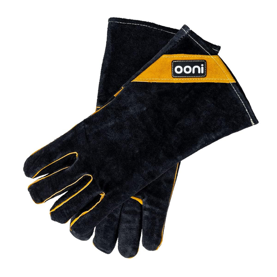 Ooni Grill Gloves heat-resistant protection for safe handling of hot pizza ovens and grills.