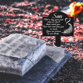 Oooct freestanding memorial stake makes a thoughtful sympathy gift.