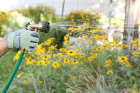 Orbit 56893D flow-control knob adjusts water for delicate pots