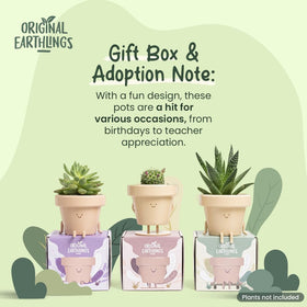 Original Earthlings durable plastic plant pot, built to withstand daily life.