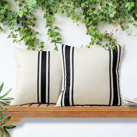 OTOSTAR fade-resistant outdoor pillow cover preserves color under sunlight.