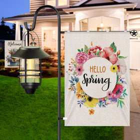 Ottsuls durable rustproof metal frame stands up to weather.