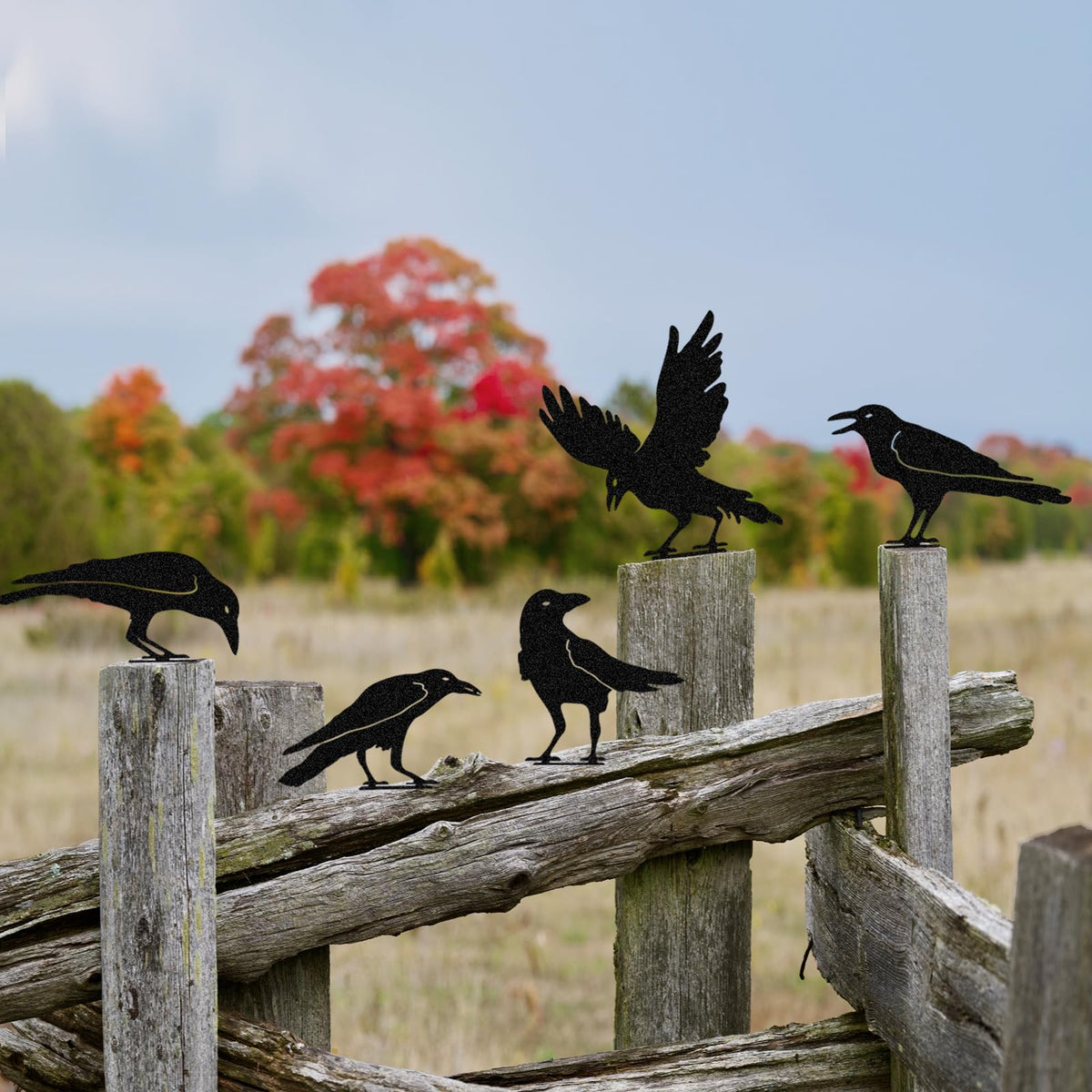OULYDEKO raven fence topper fits gates and fences for dramatic yard accents.