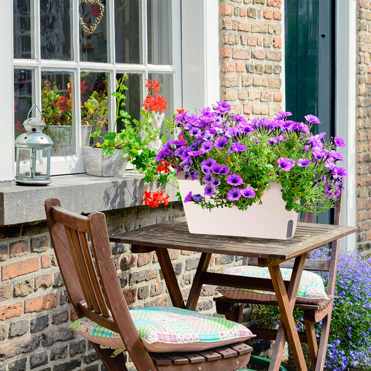 OurWarm three-planter set fits windowsills, desks, and countertops.