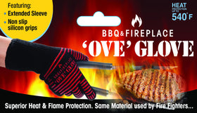 Ove Glove BBQ in multi-function use for kitchen and fireplace tasks