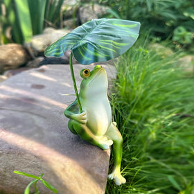 OwMell frog umbrella statue brightens your garden porch