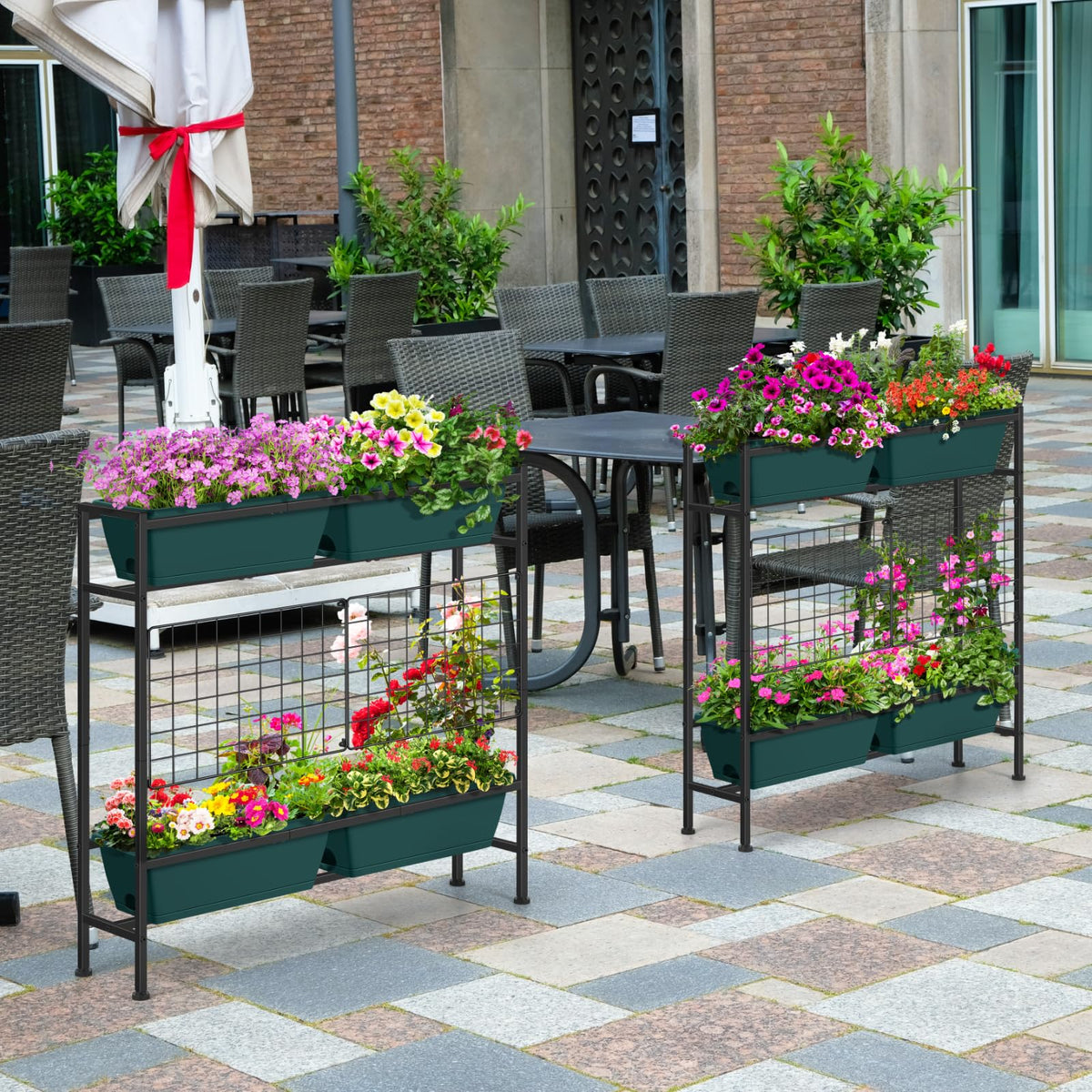 OYEAL trellis-supported planters help climbing plants like tomatoes and strawberries.