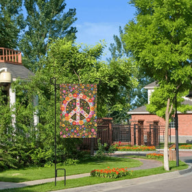 Oyebn Flowers of Peace flag in yard setup, versatile outdoor decor