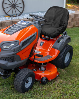 Outdoor use: PACETAP weatherproof seat cover on a mower seat