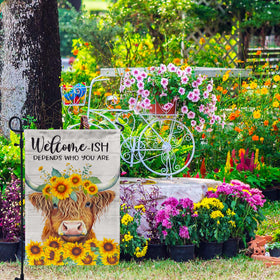 PAMBO Welcome Cow Garden Flag in burlap texture elevates curb appeal for seasonal decorating.
