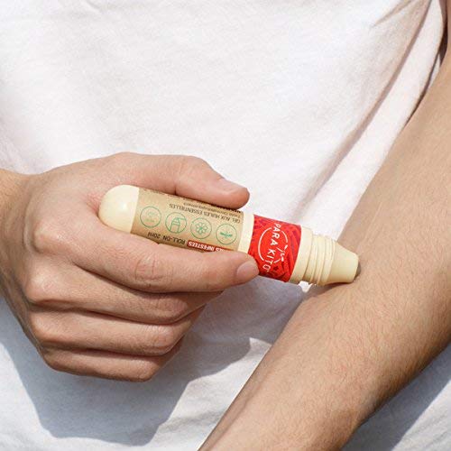 Para'KITO citronella oil scent diffusion deterring mosquitoes outdoors