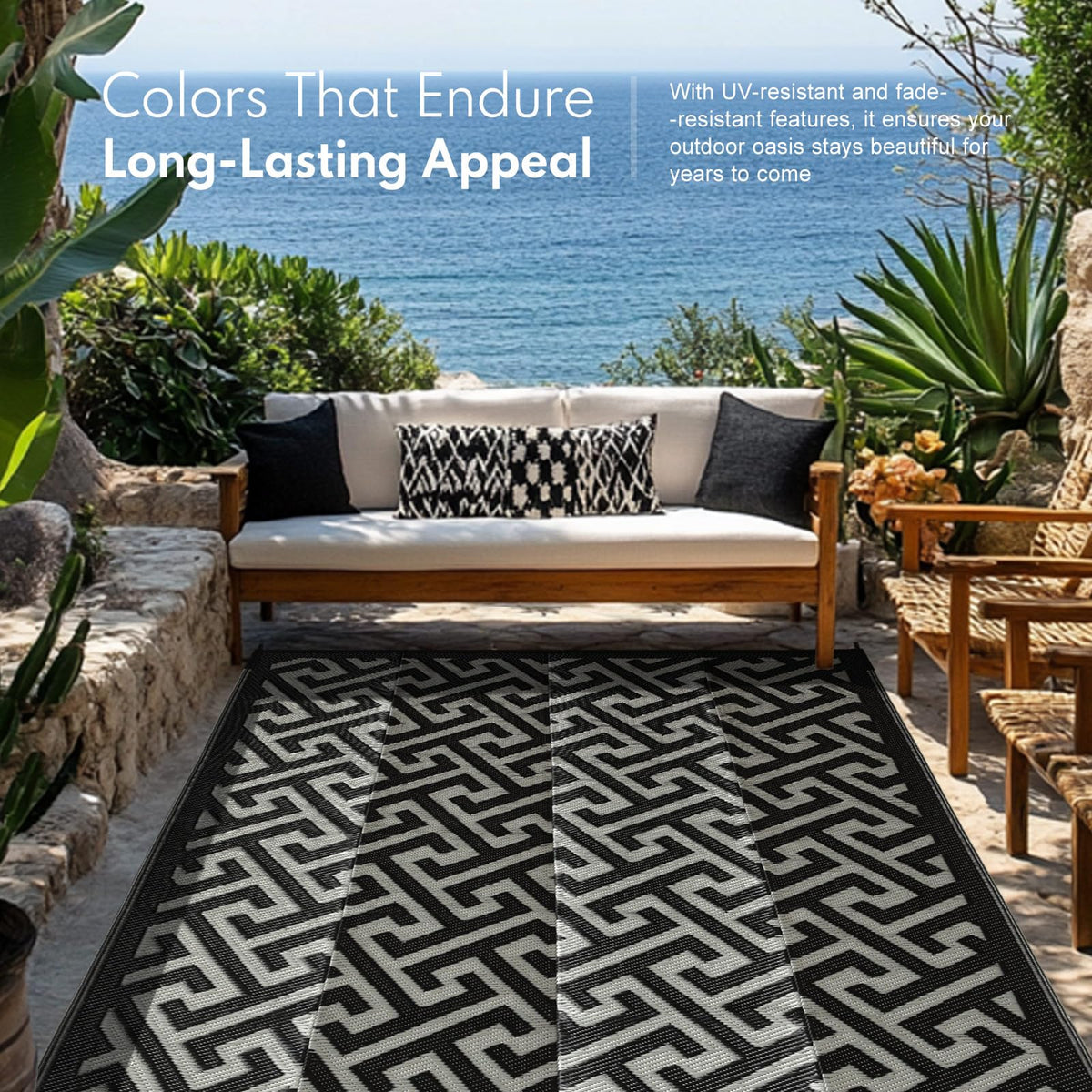 Pasamic lightweight and portable rug ideal for camping, beach days, and picnics.