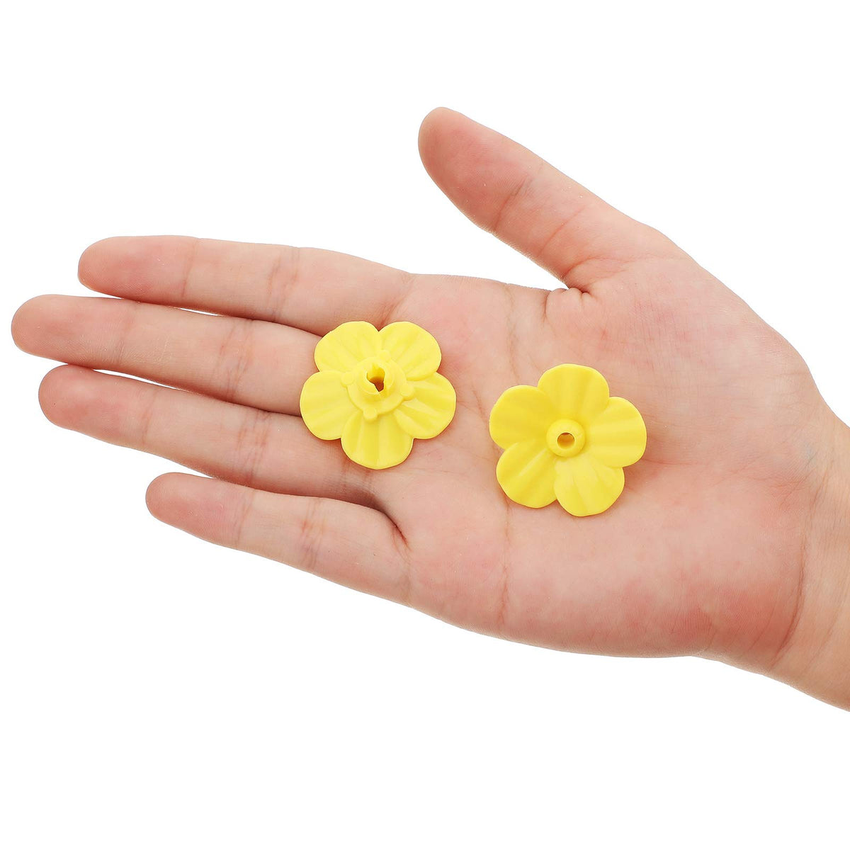 Patelai hummingbird feeder flowers dust shield, keeps water clean during outdoor feeding.